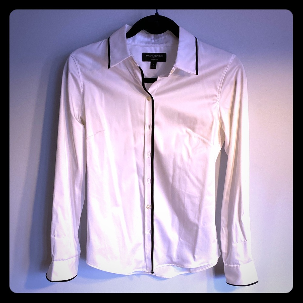 White and black shirt. Size 4